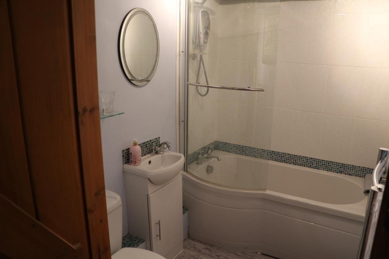 Flat 1 - The Old Mill - Bowbridge Lock - Stroud Apartment Stroud  Luaran gambar